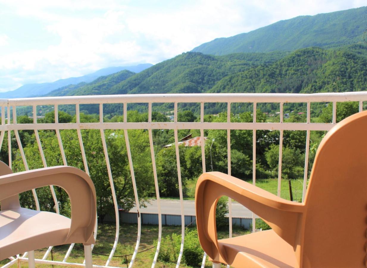 Guest House Racha Ambrolauri Exterior photo